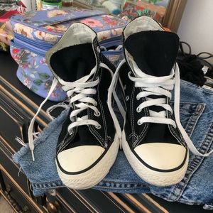 High top converse; women’s size 5; youth size 3